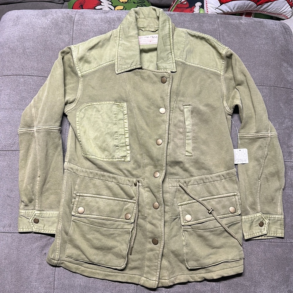 🥰🥰Free People Saturday Utility Jacket🥰🥰 - Picture 2 of 7
